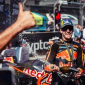 Der CryptoDATA Motorrad Grand Prix von Österreich begann feurig und Red Bull KTM Factory Racing trug zu einem spannenden Sprint- und Qualifikationsprogramm auf dem Red Bull Ring bei.